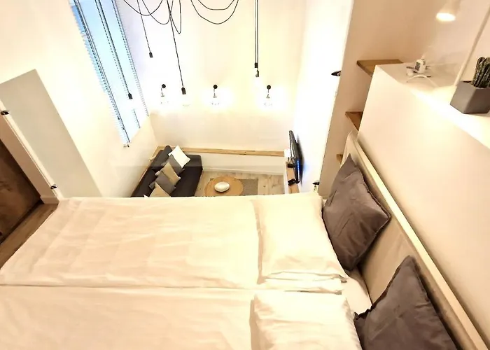 Zema5 Old Town Loft